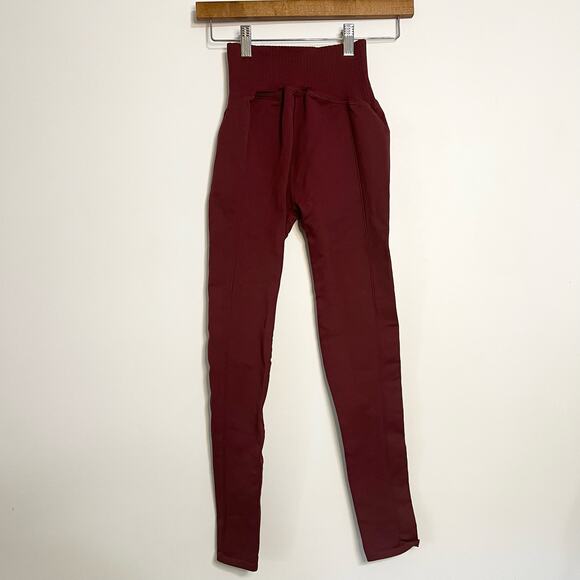 NWOT Free People Movement Ribbed Compression Leggings in Maroon - Picture 3 of 9